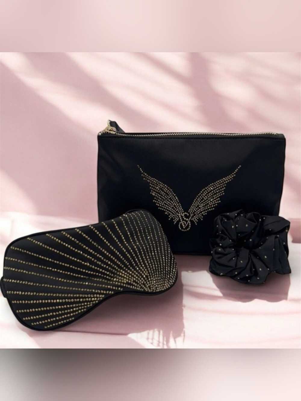 Victoria's Secret Gold Angel Wings 2025 Fashion Show Deluxe Bundle - Picture 2 of 9